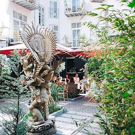 Hotel Axel Guldsmeden 4*